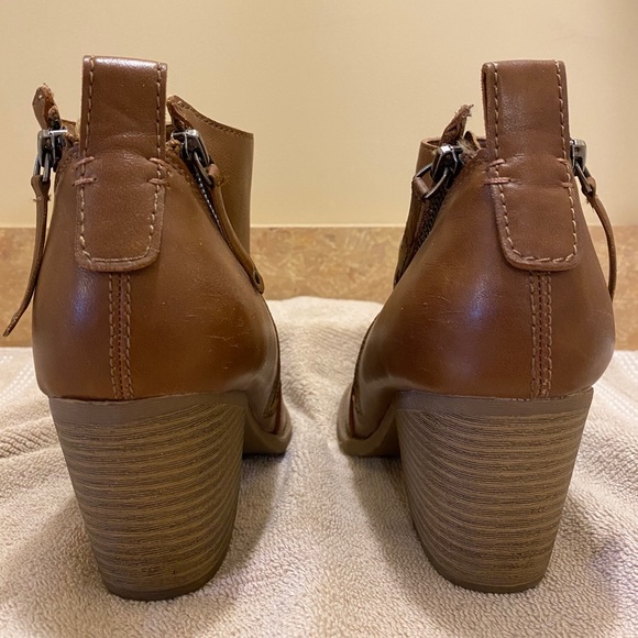 Dolce Vita Caramel Booties - Picture 4 of 6